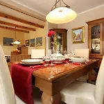 House Stone&olive בית נופש *