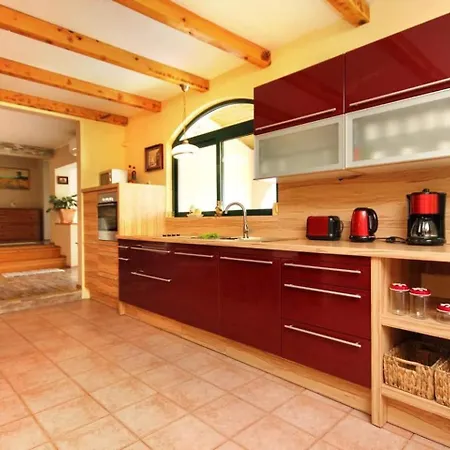 House Stone&olive *