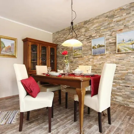 House Stone&olive *