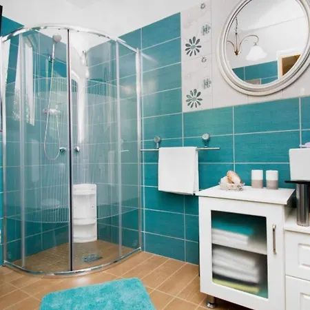 House Stone&olive 玛里纳