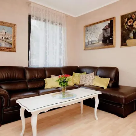 House Stone&olive 度假居