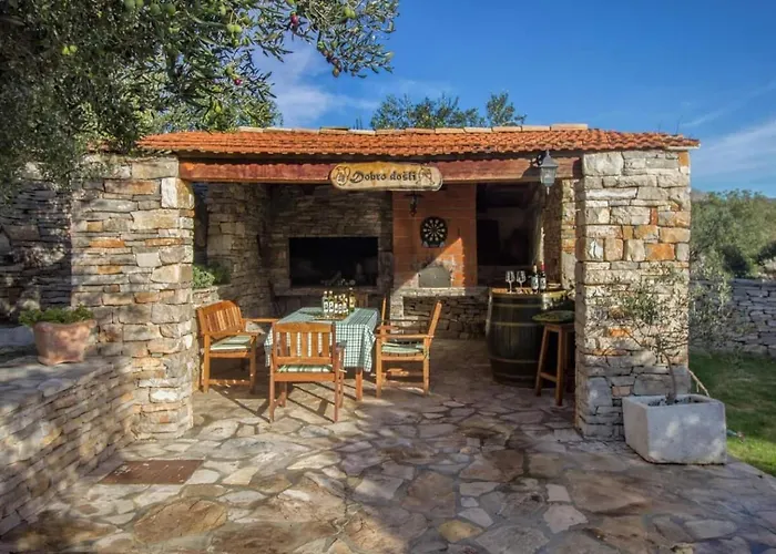 House Stone&olive 別荘